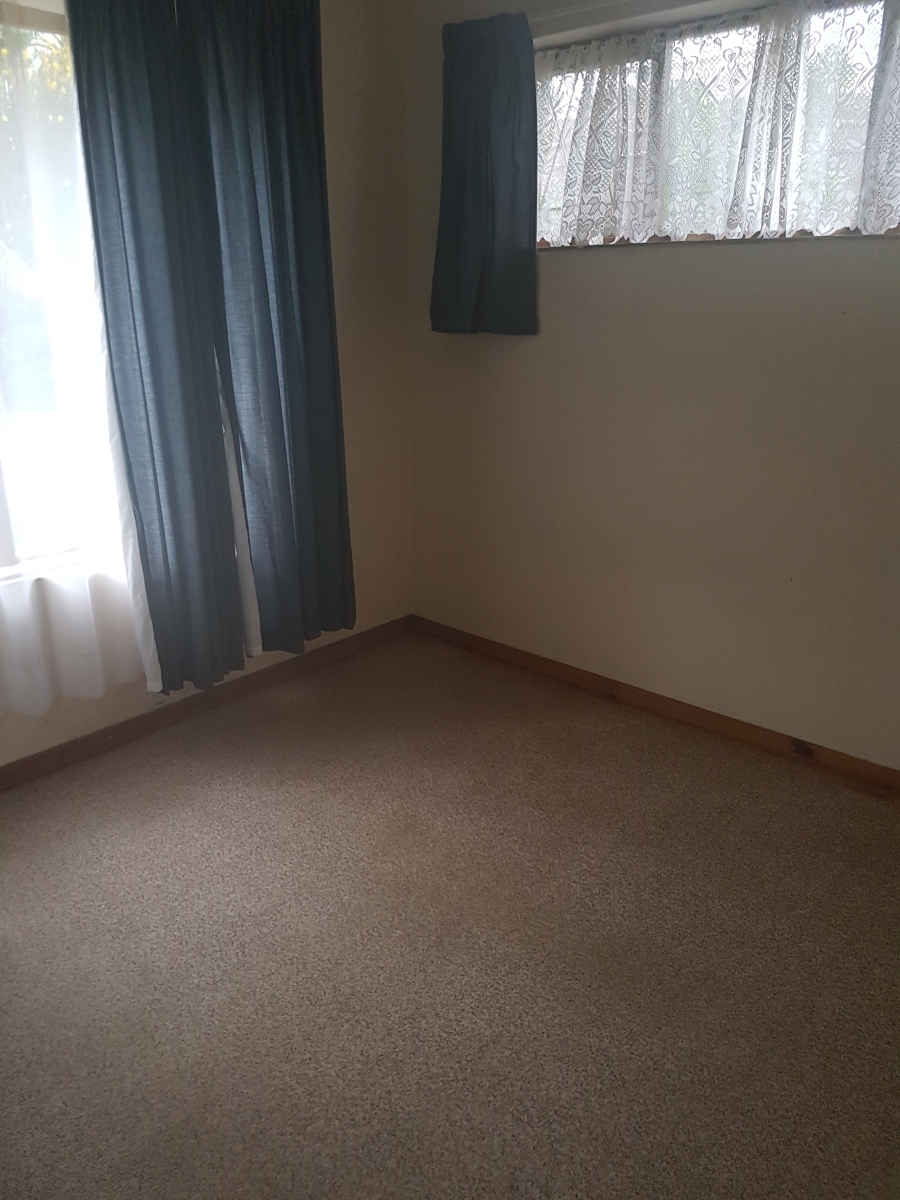 To Let 1 Bedroom Property for Rent in Fernglen Eastern Cape